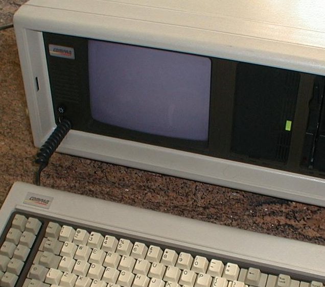 An old timey computer